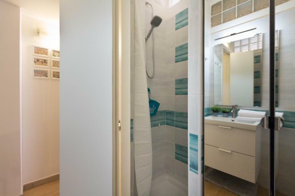 Karakaralis Apartment Cagliari Ngoại thất bức ảnh